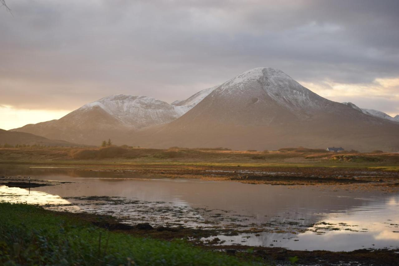Skye Coorie Cabin Breakish Esterno foto